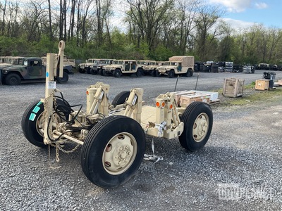 Gichner Mobile Systems M832 Transportable Shelter Lift Dolly