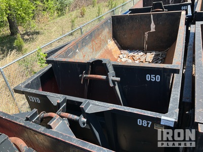 Quantity of (2) 12 ft 13 cyd Container scarrabile