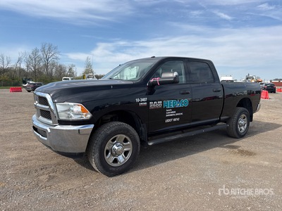 2017 Ram 2500 Heavy duty 4x4 Crew Cab Pickup