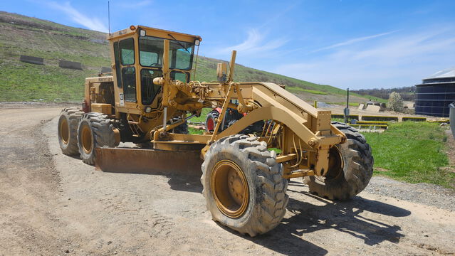 1989 Cat 140G Motor Grader