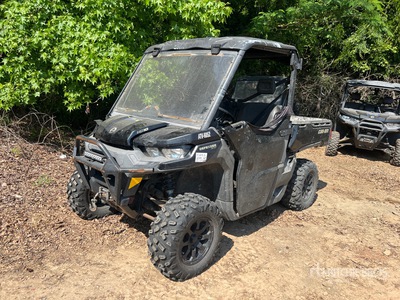 2021 Can-Am Defender 4x4 Utility Vehicle