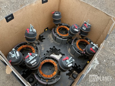 (4) Meritor RDA-1550-879 Segmented Rotor Brakes