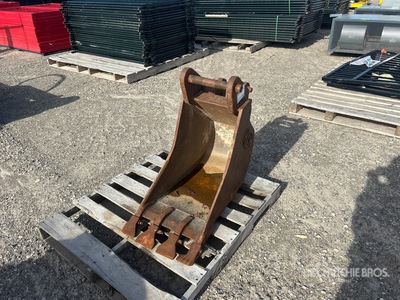 H & H 18 in Graaflaadbak - Fits John Deere 310SJ