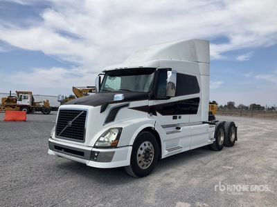 2015 Volvo VNL 64T 630 6x4 Tractocamion con Dormitorio / T/A Sleeper Truck Tractor