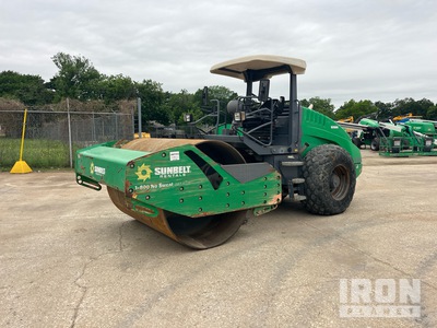 2015 Hamm H11iX Walzenzug mit Glattmantelbandage