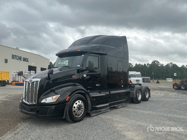 2022 Peterbilt 579 2022 Peterbilt 579 6X4 T/A Sleeper Truck Tractor