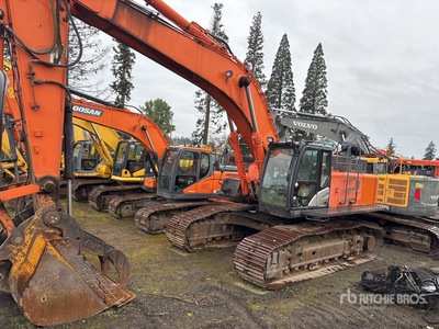 2013 Hitachi ZX470LC-5B Excavatrice sur chenilles