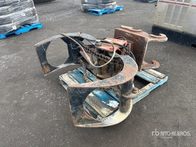 20 in Q/C Excavator Grapple