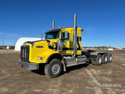 2017 Kenworth T800 8x6 Cabina con cuccetta per trattore stradale 3 assi