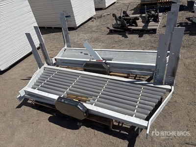 Quantity of (4) Poggiatesta