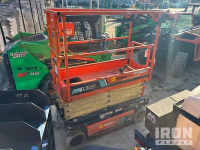 2021 JLG AE1932 Electric Scissor Lift
