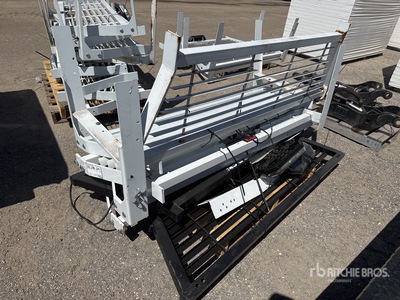 Quantity of (4) Poggiatesta