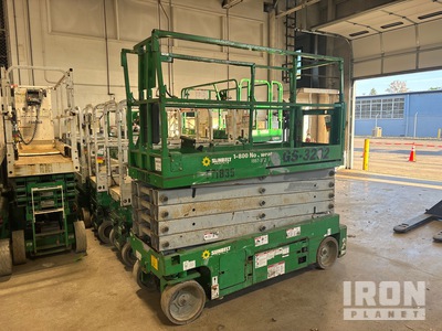 2015 Genie GS-3232 Electric Scissor Lift