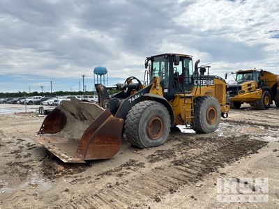2019 John Deere 744K-ll Wheel Loader