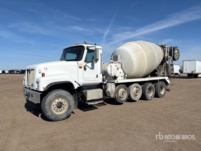 2001 International 12x4 Mixer Truck