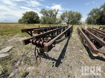Pile driving box leads 32". 1 ea top section 40 ft, 2 ea section 20 ft, 2 ea sections 16 ft, Stabber section 12 ft. Varios martillo de pilotes