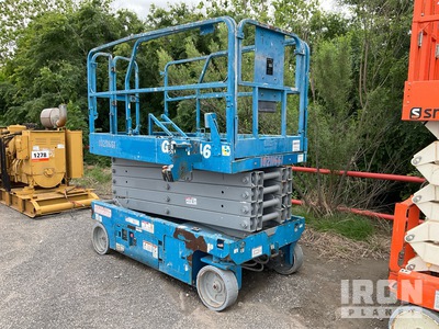 2017 Genie GS-3246 Electric Scissor Lift