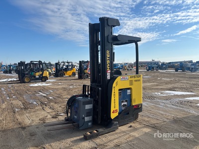 Hyster N45ZR2-18.5 4300 lb Carretilla Retráctil