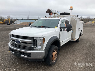 2018 Ford F-550 XLT 4x2 Extended Cab Ciężarówka serwisowa