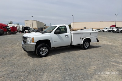 2011 Chevrolet Silverado 2500HD 4x2 Utility Truck