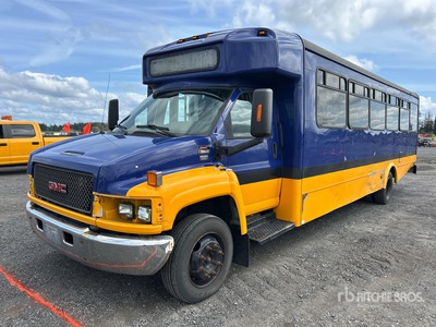 2009 GMC C5500 4x2 31-Seat Transit Bus