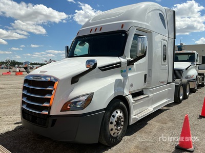 2022 Freightliner Cascadia 126 6x4 T/A Sleeper Truck Tractor
