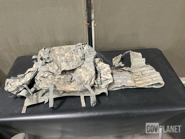 (64) Fighting Load Carriers & (25) Large Field Packs