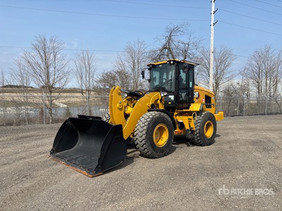 2026 Cat 926 Pala gommata