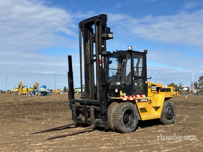 Cat 200C 20000 lb Pneumatic Tire Forklift