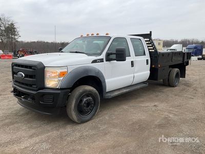 2011 Ford F-450 4x2 Crew Cab Flatbed Truck