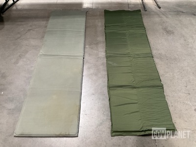 (142) Self-Inflating Sleeping Mats