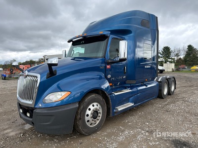 2019 International LT625 6x4 Ciągnik siodłowy T/A z kabiną dzienną