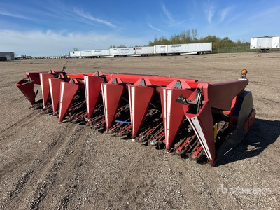 2004 Olimac N8TR 8 Row 20 ft 6 in Corn Schneidwerk