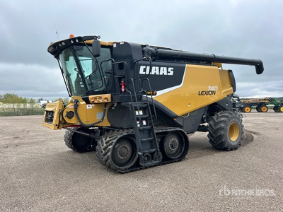2013 Claas Lexion 740 4x4 Combine Harvester