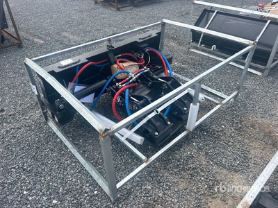 2026 LANDY PS540(75-355) Skid Steer Rotating Pole Clamp スキッドステア付属部品 (Unused)