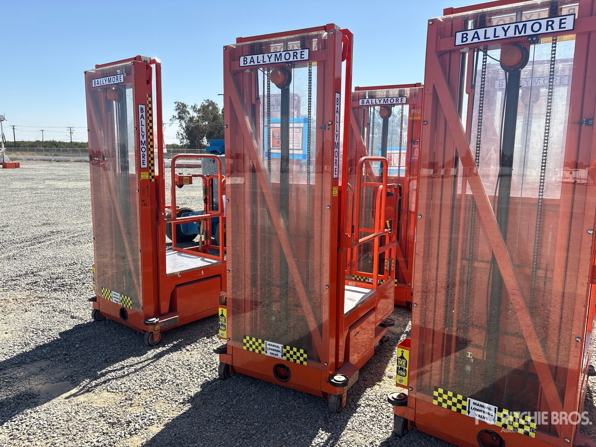 2015 Ballymore PS-140H Vertical Mast Lift