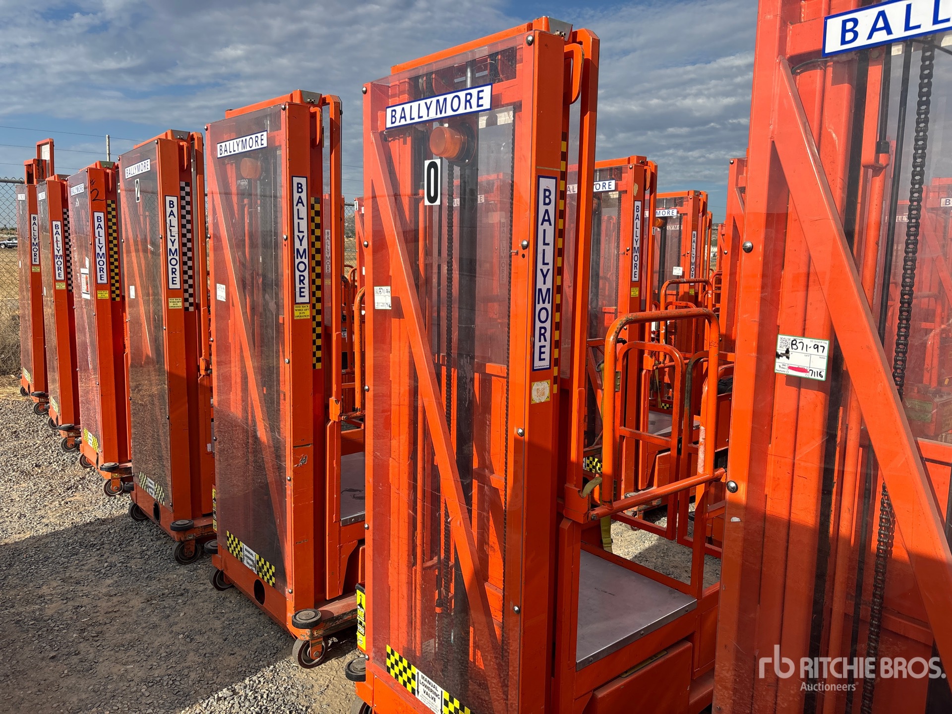 2016 Ballymore PS-140H Vertical Mast Lift