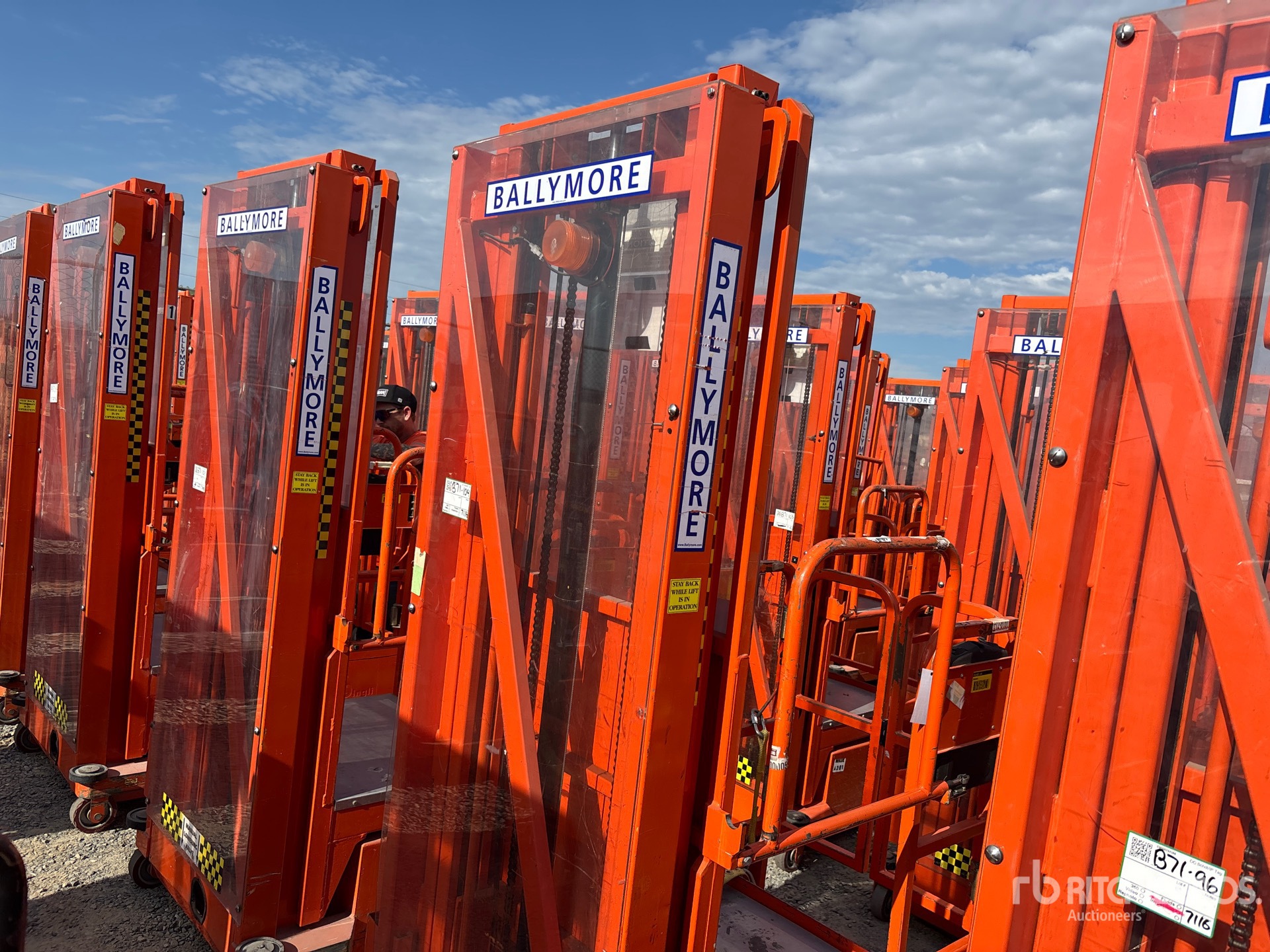 2014 Ballymore PS-140H Vertical Mast Lift
