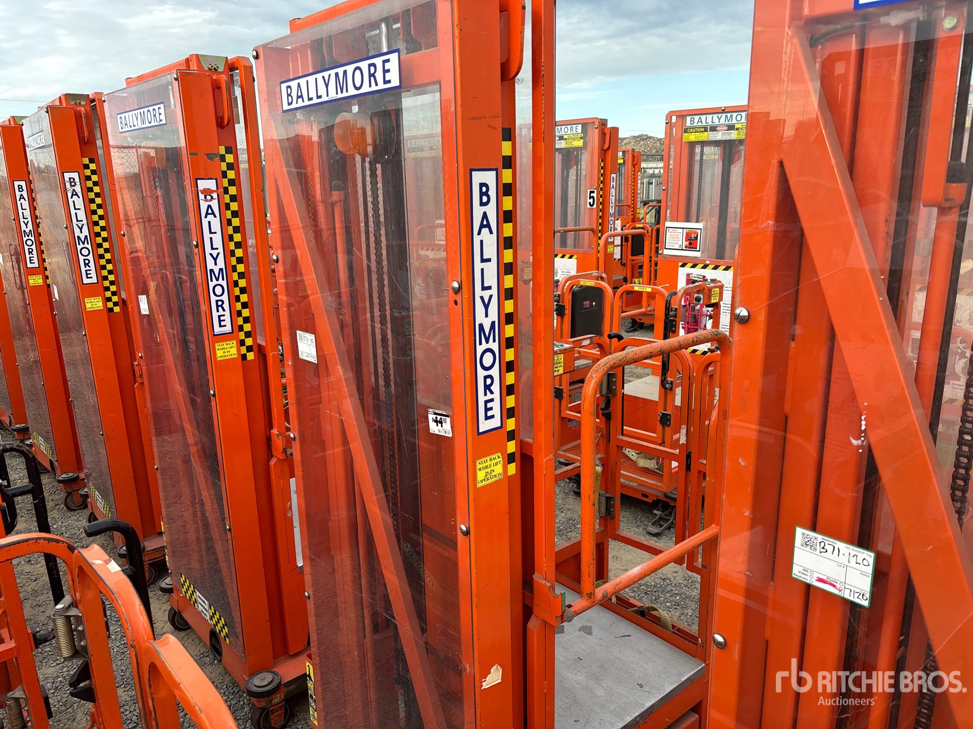 2015 Ballymore PS-140H Electric Vertical Mast Lift