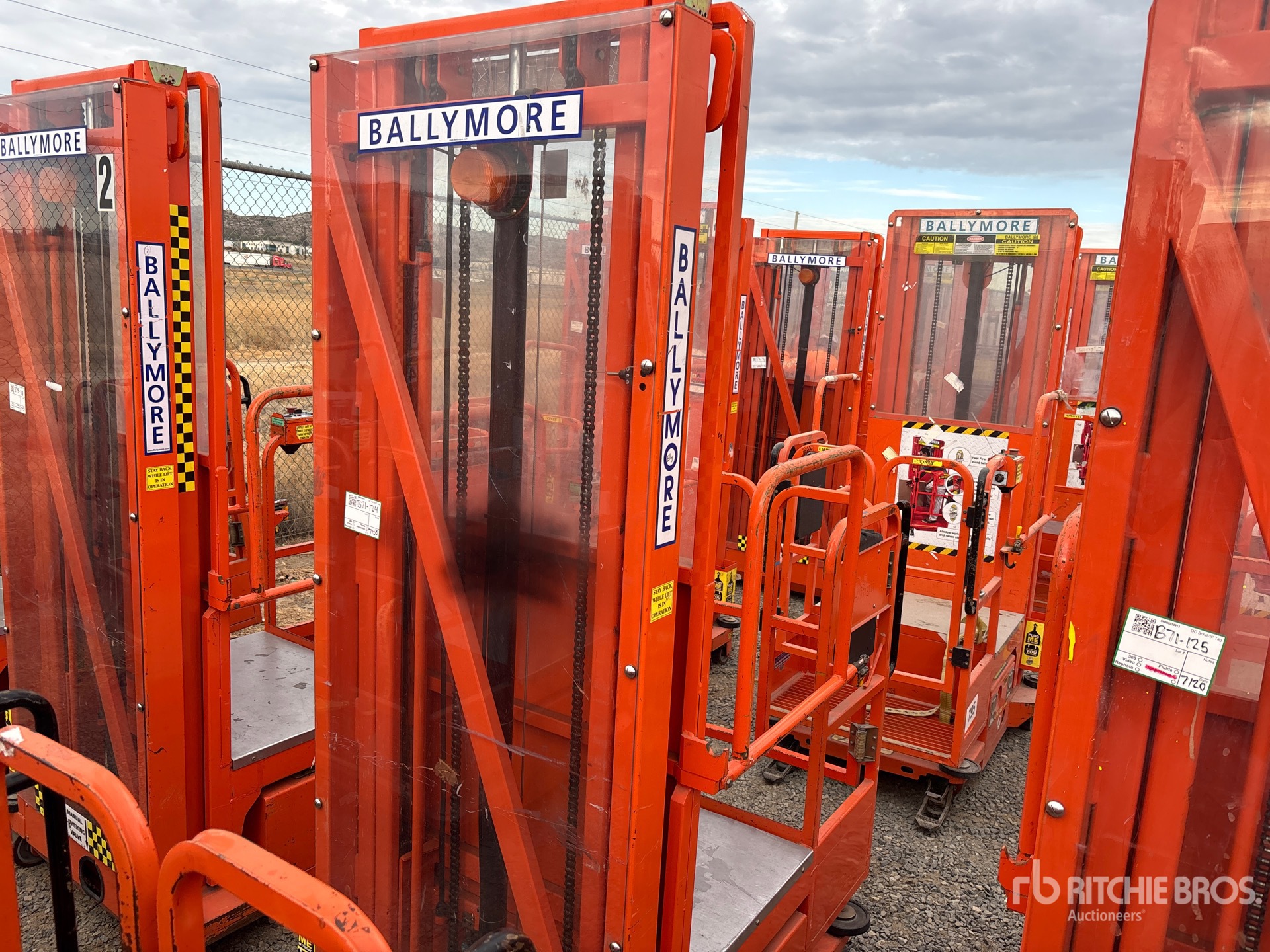 2015 Ballymore PS-140H Electric Vertical Mast Lift