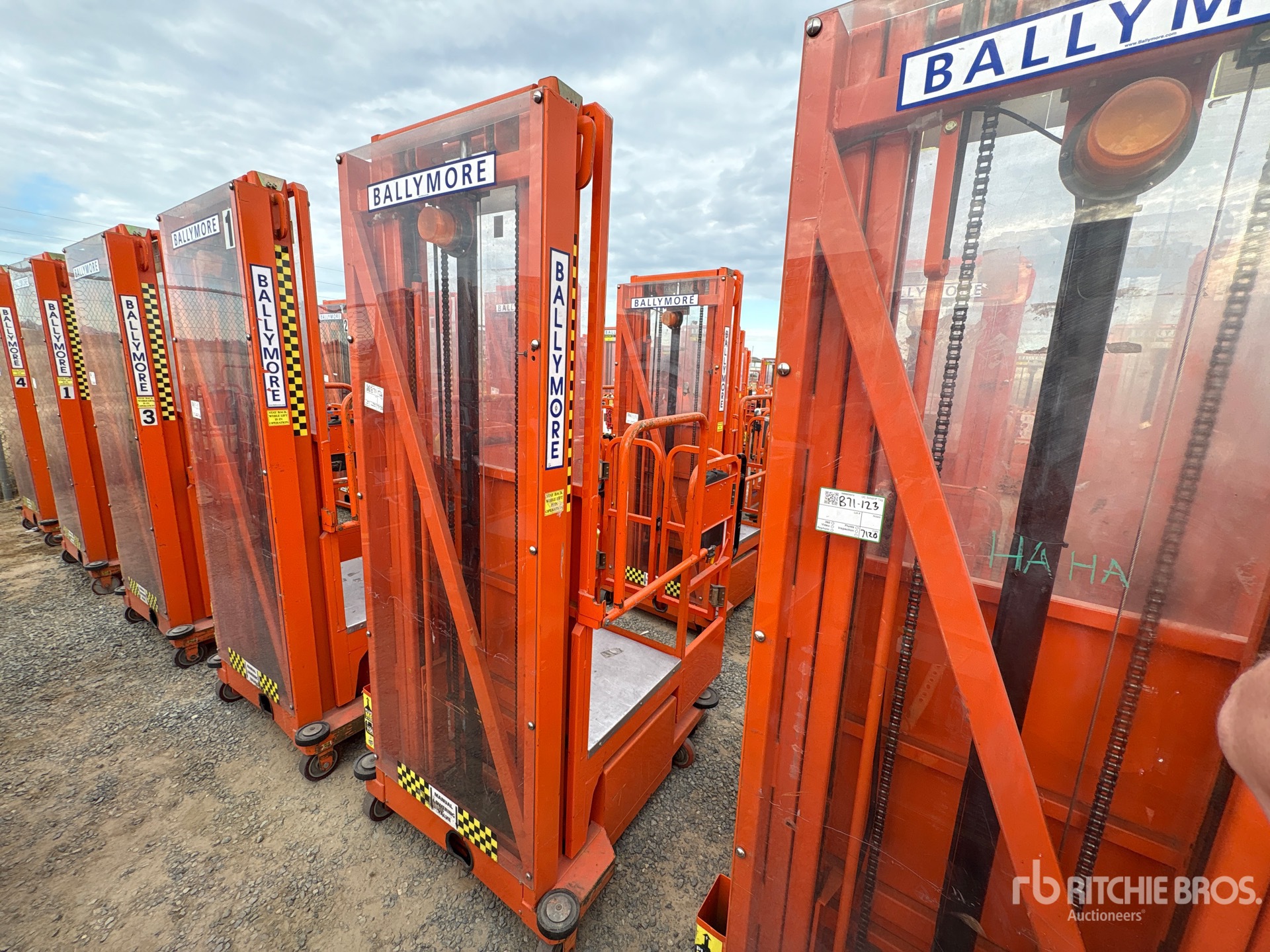 2015 Ballymore PS-140H Vertical Mast Lift