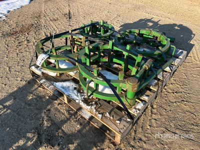 Quantity of (4) Pipe Clamps