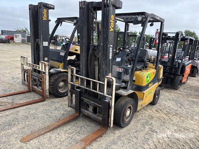 Yale GP50MX 3950 lb Cushion Tire フォークリフト