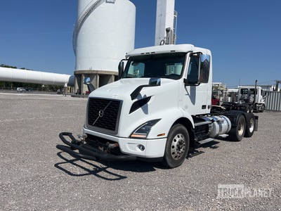 2019 Volvo VNR 6x4 Cabeza Tractora Cabina Corta