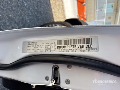 2017 Ram 5500 4x2 Camión volquete