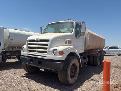 2000 Sterling L7500 4000 gal 6x4 Water Truck (Inoperable)