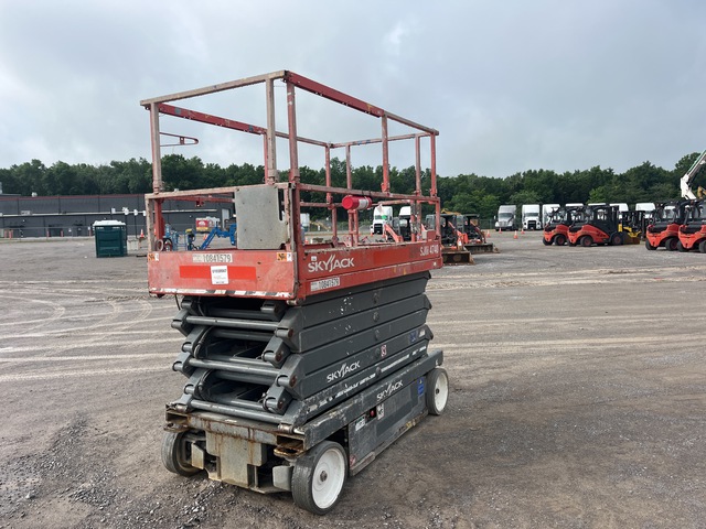 2018 Skyjack SJIII-4740 Electric Scissor Lift