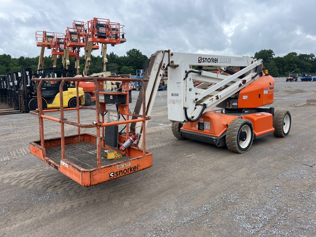 2017 Snorkel A46JE 2WD Electric Articulating Boom Lift 2017 Snorkel A46JE 2WD Electric Articulating Boom Lift