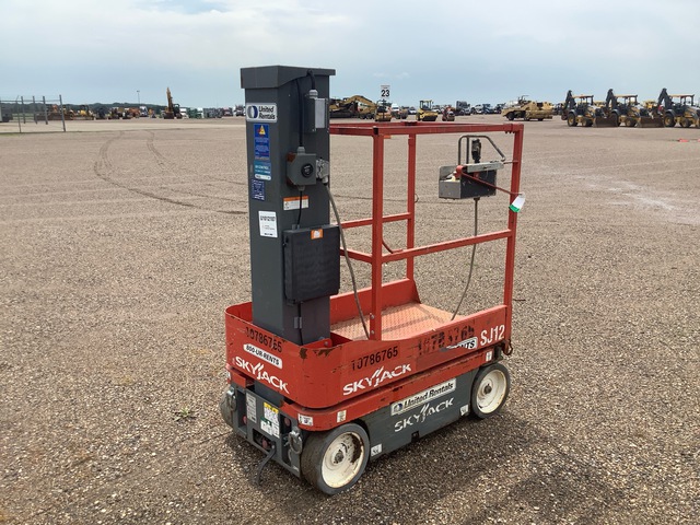 2018 Skyjack SJ12 Vertical Mast Lift 2018 Skyjack SJ12 Vertical Mast Lift