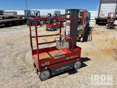 2019 (unverified) Skyjack SJ12 Vertical Mast Lift